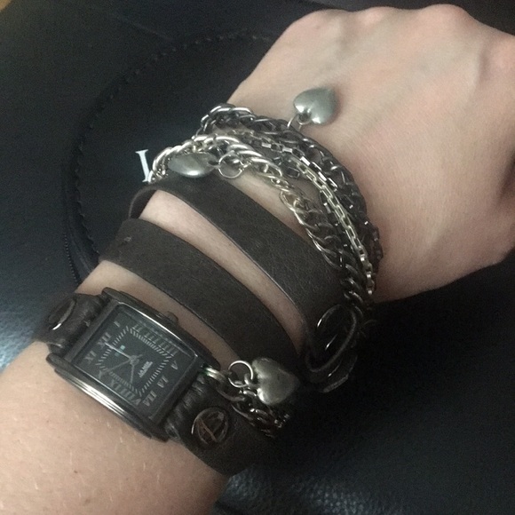 La Mer grey leather wrap watch Valentine’s edition - Picture 2 of 16